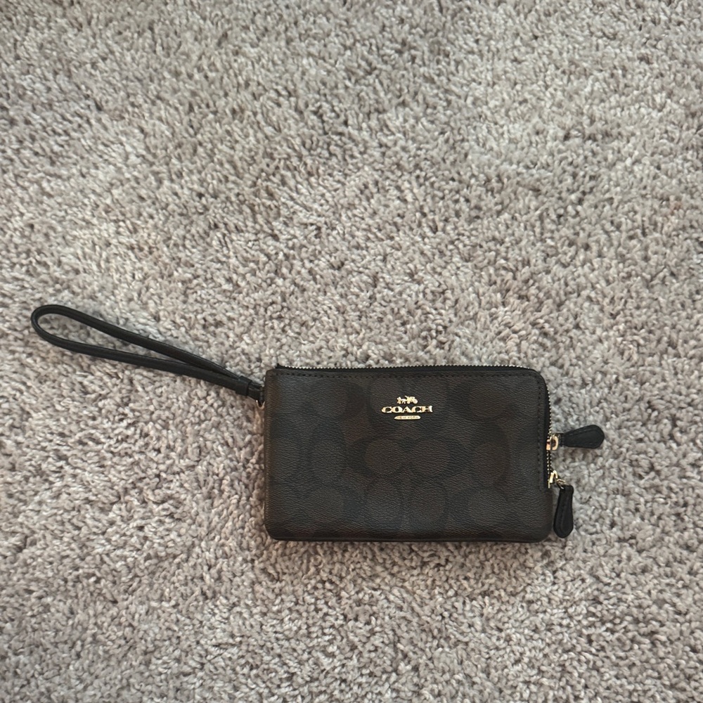 Coach Signature Jacquard Wristlet